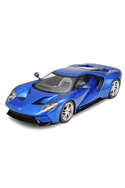 TAMIYA 1/24 Ford GT Plastic Car Model Kit, Disassembled Hobby Set