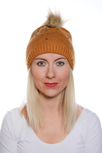 toptanhanem Pompom Stone Beret - Winter Accessory Combining Elegance and Warmth - Tan