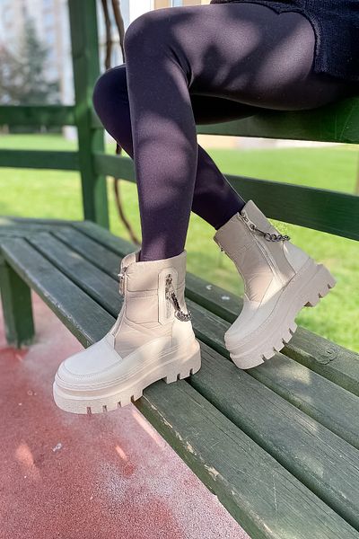 SHOEBELLAS Γυναικείες μπότες Siggy Beige Chain Λεπτομερείς