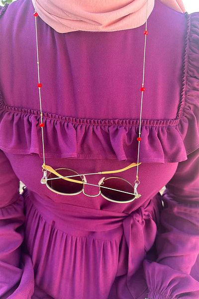 Rabia Şamlı Red Beaded Glasses Accessory