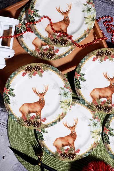 Porselen Diyarı New Year's Pattern Special Design 6-Piece Deer Rose Digital Printing Cake Plate 20 Cm