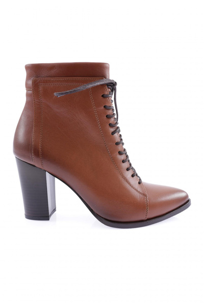 Steve Madden Man & Accessories فينوس2128234أحذية جلدية نسائية