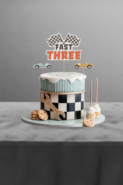 Hey Parti Τούρτα Fast Three 3 Retro με θέμα το αυτοκίνητο (Γενέθλια CONCEPT)