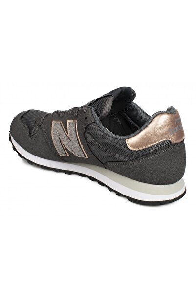 New Balance Сірі жіночі кросівки в стилі лайфстайл 375 GW500Z GW500 Модель жіночі кросівки