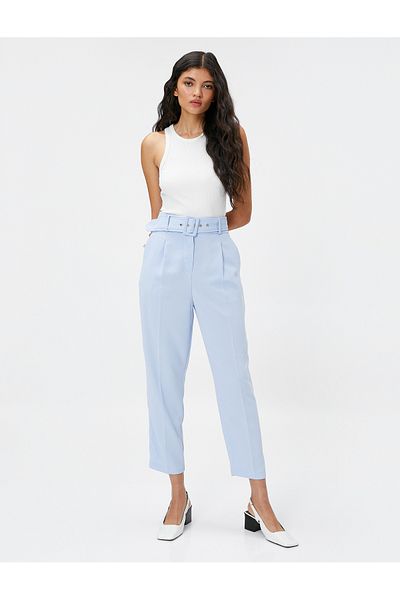 Koton Kurze Karottenhose aus Stoff mit Gürtel und Taschen