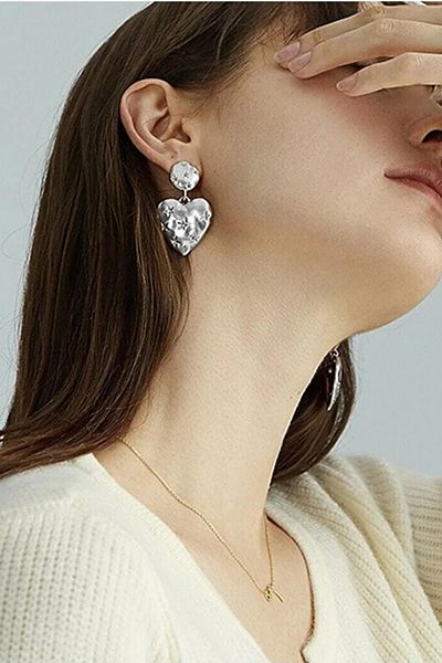 BAHELS Star Patterned Dangle Silver Heart Earrings