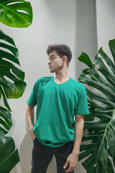 Aka V-neck Short Sleeve Green T-shirt
