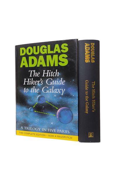 William Heinemann Ghidul pentru autostopiul pentru galaxie Douglas Adams