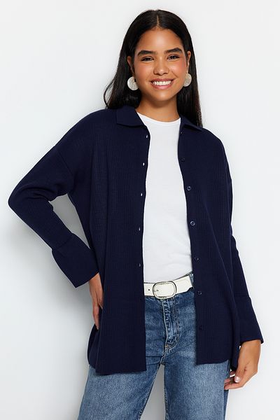 Trendyol Modest Ciemnogranatowy prążkowany sweterek TCTAW24TH00025
