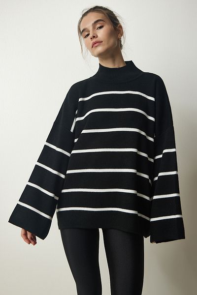 Happiness İstanbul Schwarzes, gestreiftes Oversize-Sweatshirt aus Strick mit Stehkragen für Damen NF00076