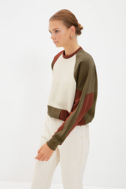 Trendyol Collection Khaki Thick Fleece Inside Color Block Regular/Regular Fit Pletená mikina TWOAW21SW0116