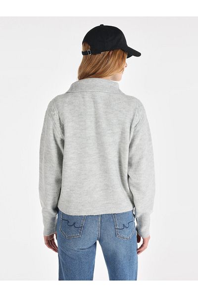 Colin's Women's Gray Sweater