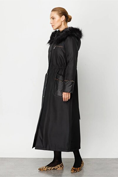 Micca MİCCA LEOPAR GARNİ DETAY KÜRKLÜ KABAN