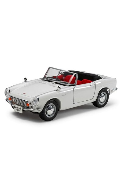 TAMIYA 1/24 Honda S600 1964 Plastic Car Model Kit, Disassembled Hobby Set