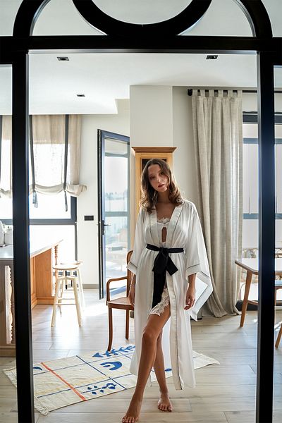 Mita Concept WHITE SATIN KIMONO-NIGHTWEAR SET