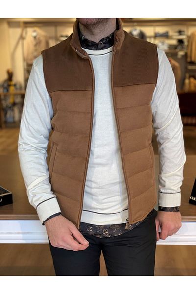 TUĞRA CENTER Men's Zippered Stitched Vest-tan