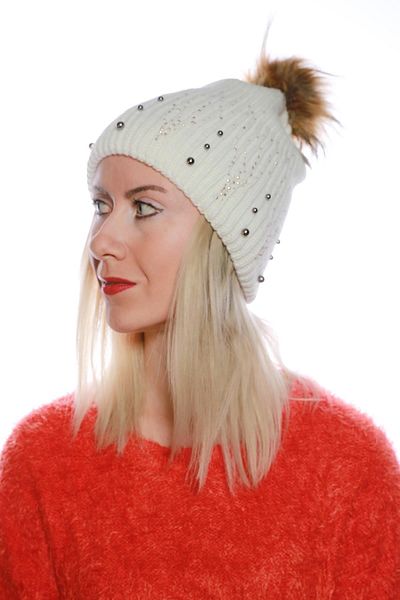 toptanhanem Luxury Beret Where Elegance and Warmth Meet – White