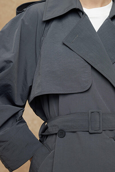 Manuka TEKNİK KUMAŞ OVERSİZE TRENCKOT ANTRASİT