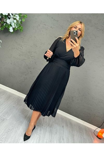 STEPS BLACK PILISE LINED DRESS