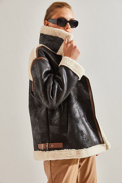 Bianco Lucci Women's Back Detailed Piping Coat