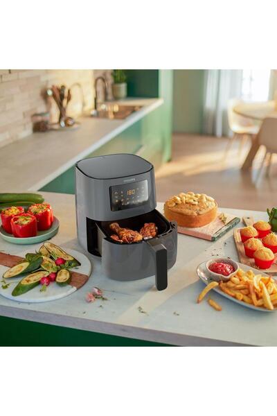Philips 5000 Serisi 13'ü 1 Arada Pişirme İşlevi, 7 Ön Ayarlı Dokunmatik Airfryer - Uzaktan Bağlantılı