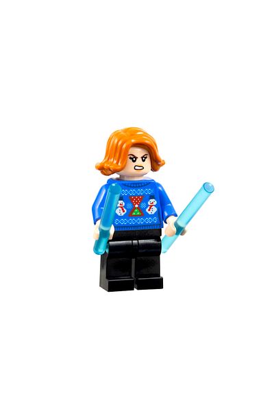 LEGO Marvel - Black Widow in Holiday Sweater with Icicle Batons Original Minifigure