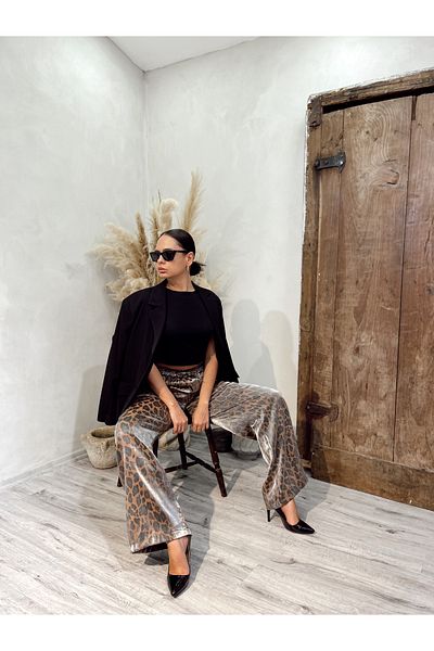 MERVE EŞSİZ Merve Unique Design Light Shiny Leopard Patterned Wide Cut Women's Trousers
