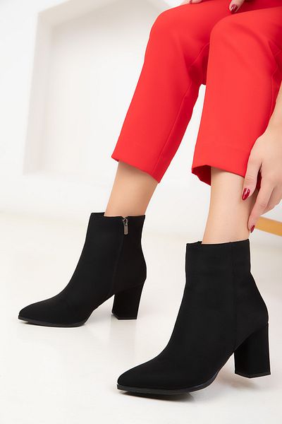SOHO Black Suede Women's Boots & Booties 18553