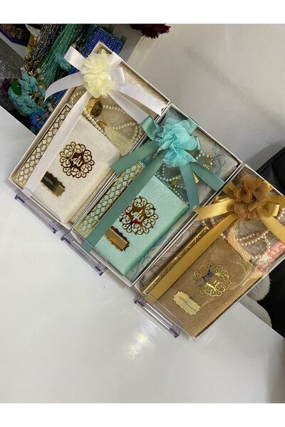 GÜLSEMALİ 10 ADET Dağıtmalık Hediye Yasin Pleksi İsimlikli Seccade ve İnci Te...