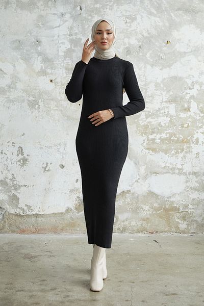 InStyle Loyes Cord-Strickkleid - Schwarz