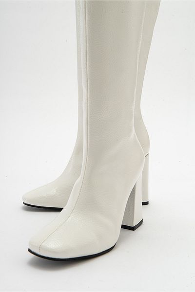 Niloshka DOLVEN White Patent Leather Zippered Women's Boots