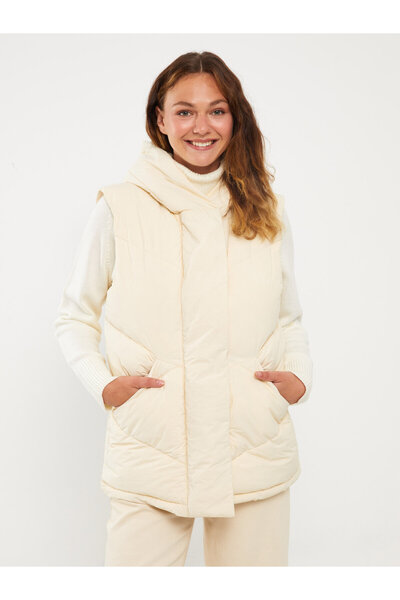 LC Waikiki Women's Puffer Hooded Vest
