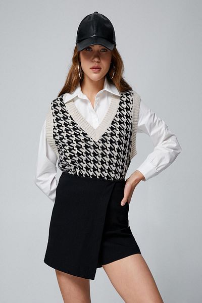 Koton Women's Beige Patterned Vest