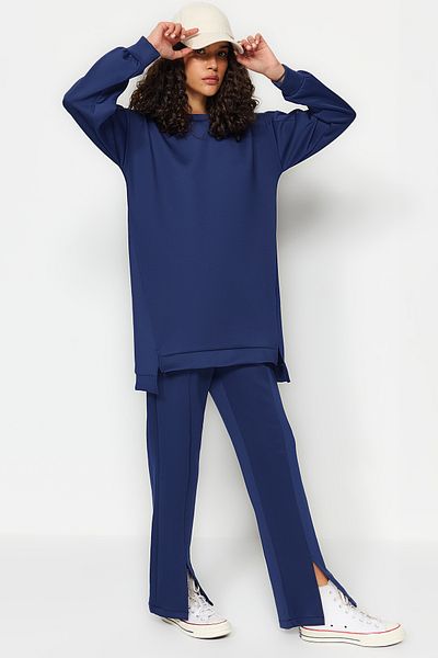 Trendyol Modest Sada potápěčské tuniky a kalhot v námořnické modré - oversize detail rozparku TCTAW23US00201