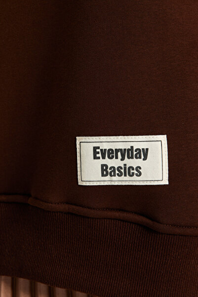 Trendyol Modest Πλεκτό φλις φούτερ σε μεγάλο μέγεθος καφέ - TCTAW24TW00022