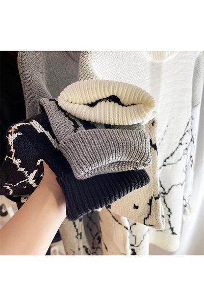 Toum Vintage Harajuku Flash Patterned Unisex Oversize Ecru Sweater