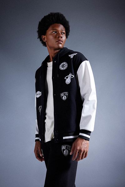 DeFacto DeFactoFit NBA Aktuelle Teams Oversize-Passform Strickjacke aus dickem Stoff mit Taschen