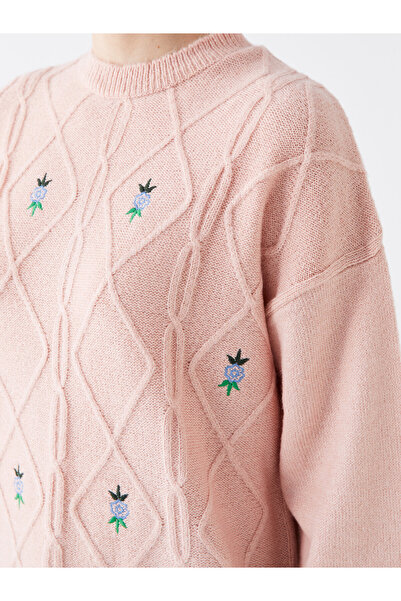 LC Waikiki Crew nyakú, hímzett hosszú ujjú, túlméretezett női kötöttáru tunika