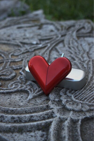 Princo Kırmızı Kalp Şeklinde Çakmak