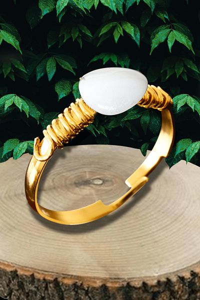 Tesbih Atölyesi Certified Gold Broken Stone Thin Model Selenite Stone Ring - Adjustable