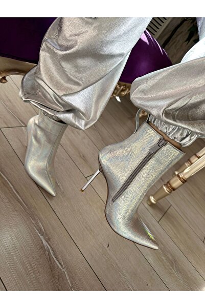 Purple Kadın Gümüş Metalik Yüksek Topuklu Bot