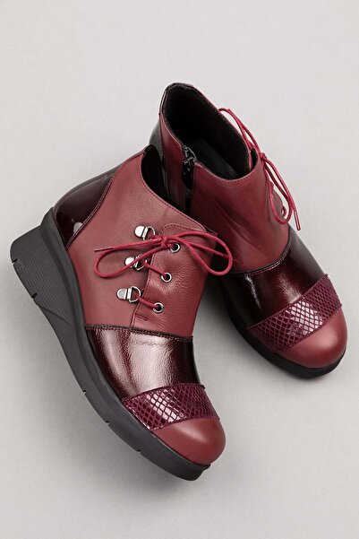 Gondol Kadın Hakiki Deri Parlak Rugan Detaylı Rahat Bot Ell.7141