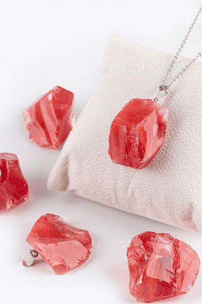 Tesbih Atölyesi Rose Rose Quartz Stone Necklace - Raw Embroidered and Certified