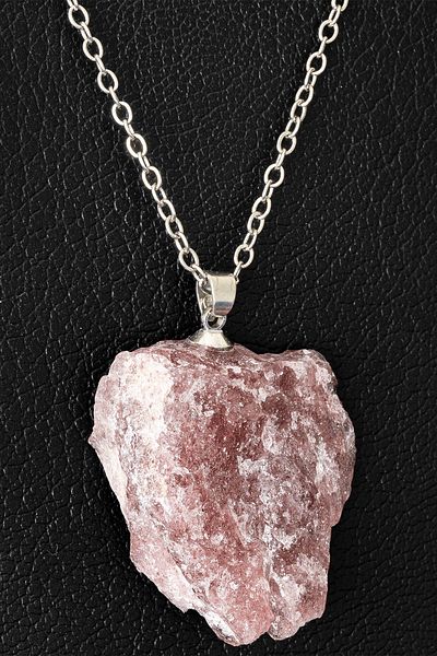 Tesbih Atölyesi Certified Raw Unprocessed Strawberry Quartz Stone Necklace