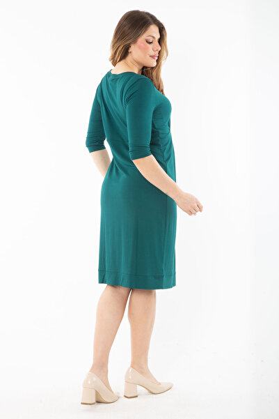 Şans Women's Plus Size Green Drawstring and Pleat Detailed Capri Sleeve Dress 65N37352