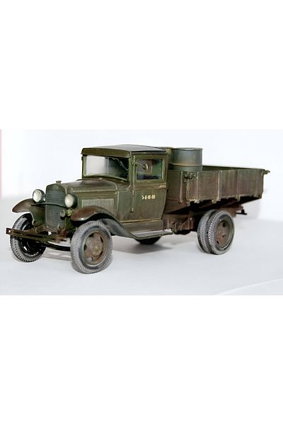 Zvezda 1/35 Gas-Aa SovLight Truck WWII Plastic Military Vehicle Model Kit, Disassembled Hobby Set