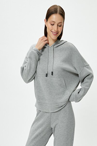 Koton Pyjama-Oberteil mit Kapuzenpullover – Kängurutasche 4WLK40136MK