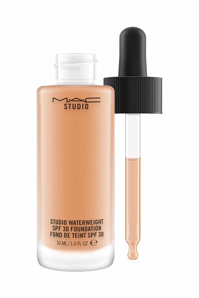 M.A.C Studio Waterweight SPF 30 Foundation NC44 Foundation 30 ml FNDTN76