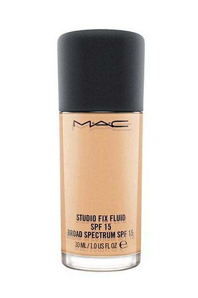 M.A.C Studio Fix Fluid Spf 15 NC12 Foundation - 30 ml..24 Hours Permanent FNDTN157