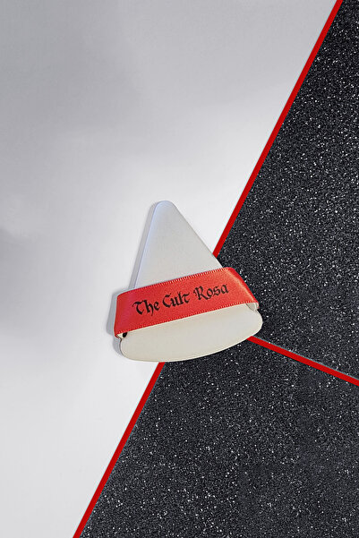 The Cult Rosa Vixen Xl - Üçgen Makyaj Süngeri - Toz Ve Likit Ürün Uygulama Ap...
